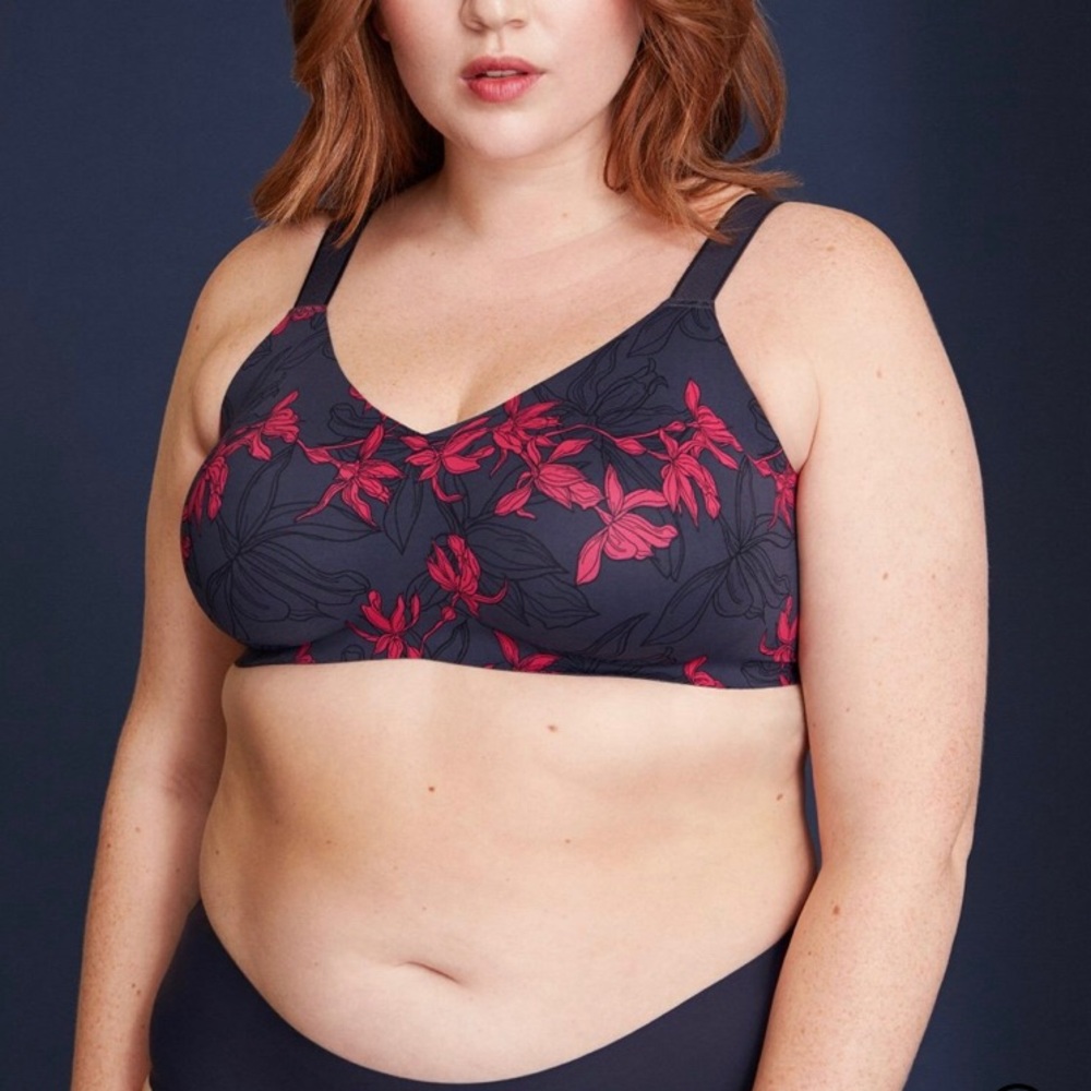 BNWT Knix Padded V-Neck No Wire Bra 8+